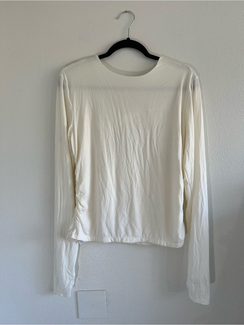 Blogilates Women's Long Sleeve Crew Neck Top - Cream
